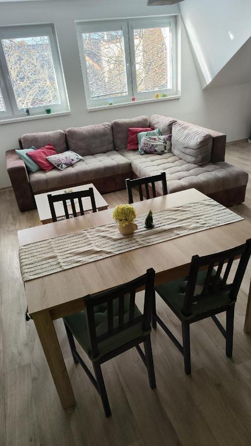 Apartman Cafe U Kordulky Ratiskovice エクステリア 写真