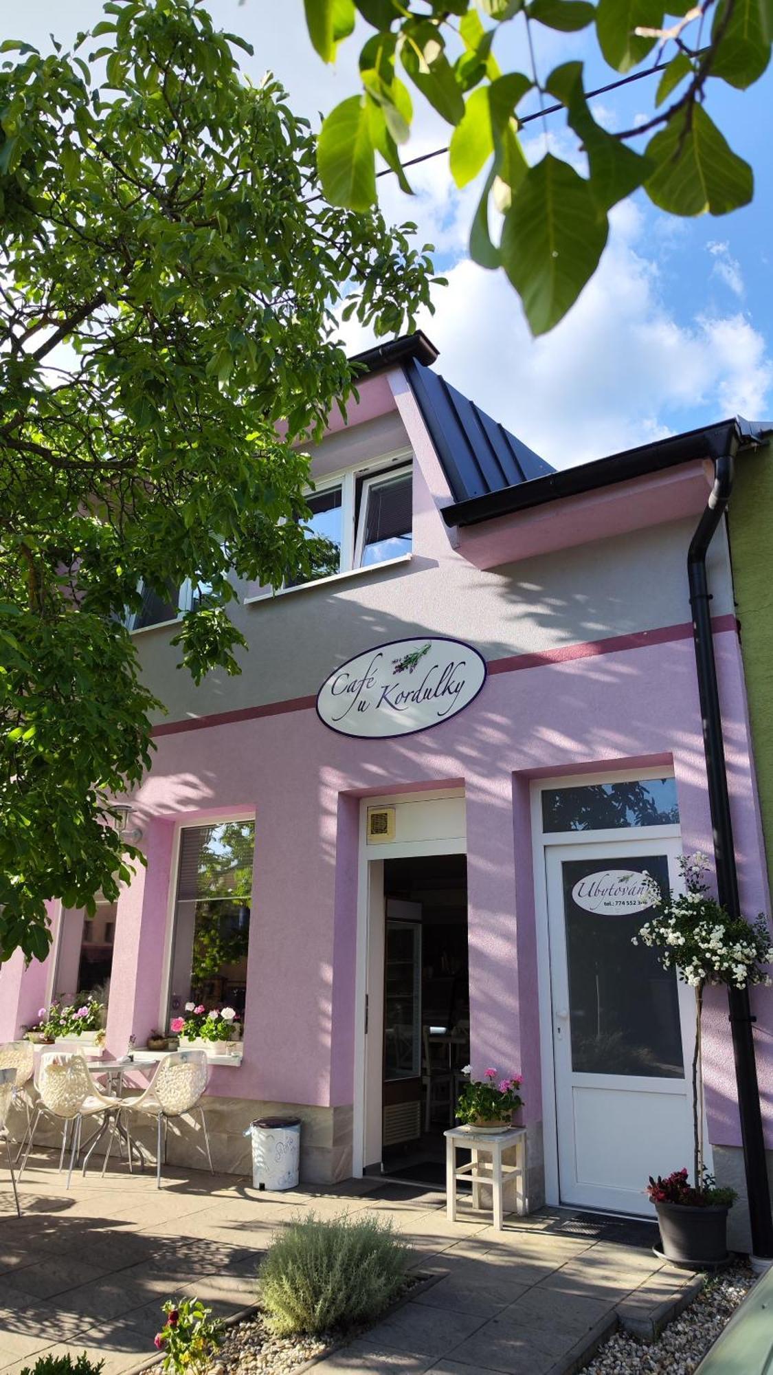 Apartman Cafe U Kordulky Ratiskovice エクステリア 写真